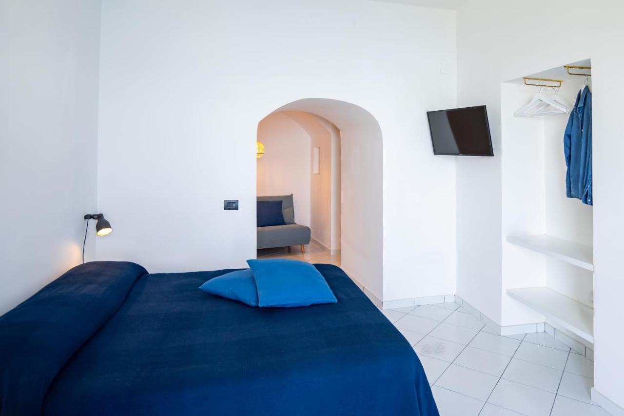 Borgo Dei Saraceni - Suites & Apartments أغروبولي المظهر الخارجي الصورة