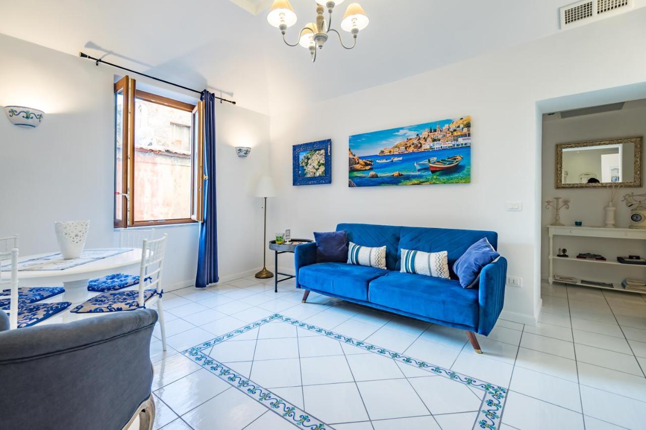 Borgo Dei Saraceni - Suites & Apartments أغروبولي المظهر الخارجي الصورة