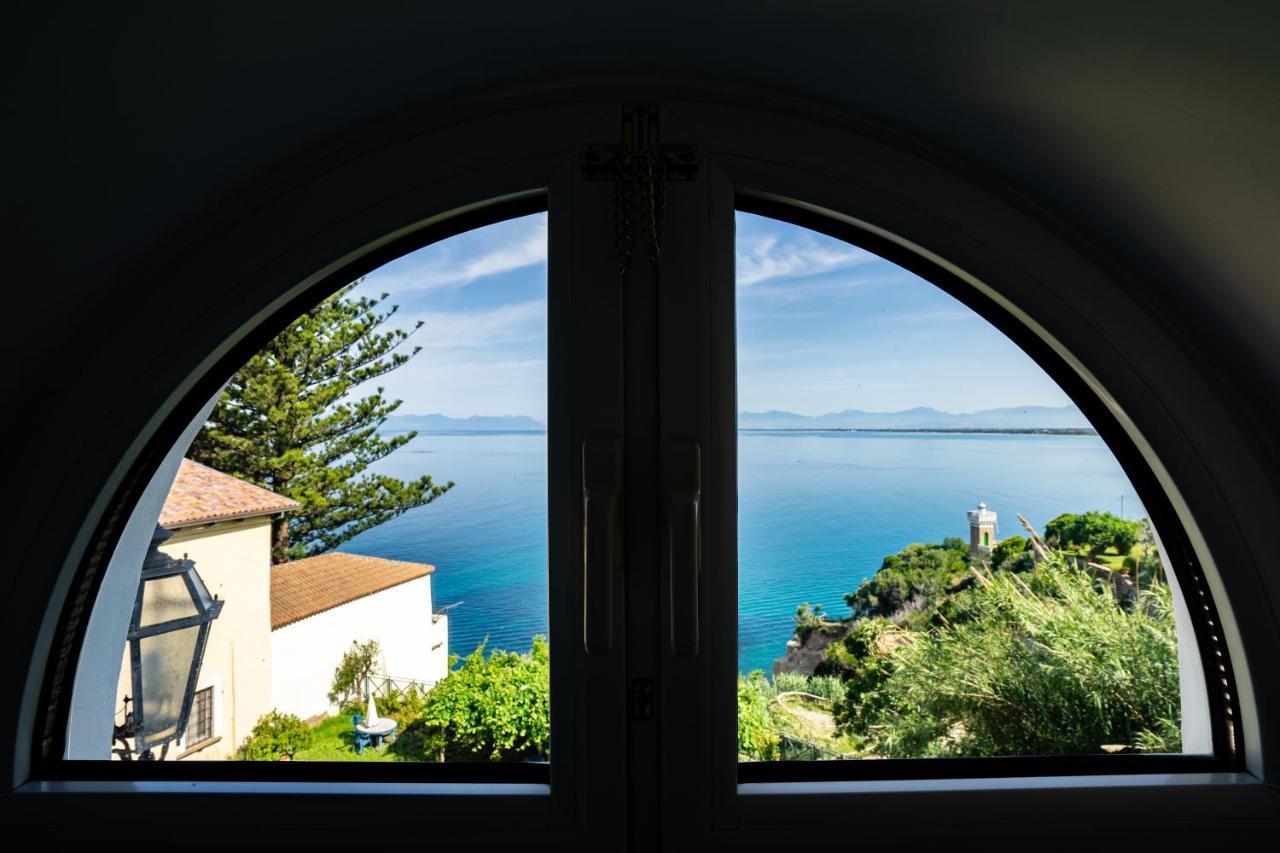 Borgo Dei Saraceni - Suites & Apartments أغروبولي المظهر الخارجي الصورة