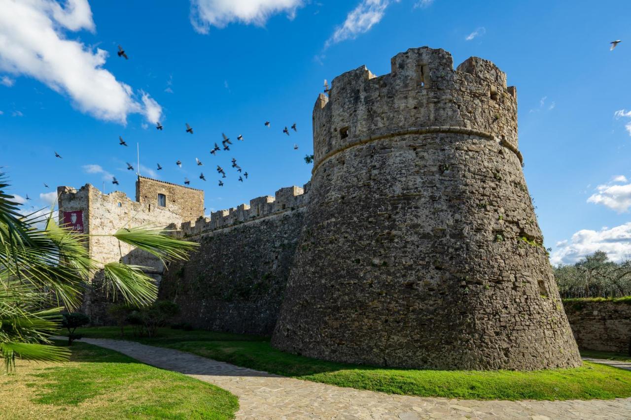 Borgo Dei Saraceni - Suites & Apartments أغروبولي المظهر الخارجي الصورة