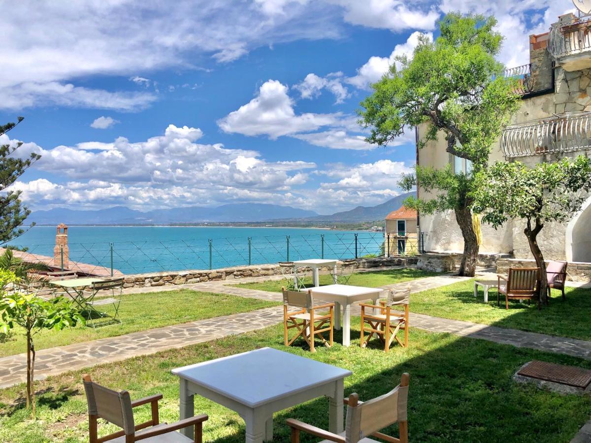 Borgo Dei Saraceni - Suites & Apartments أغروبولي المظهر الخارجي الصورة