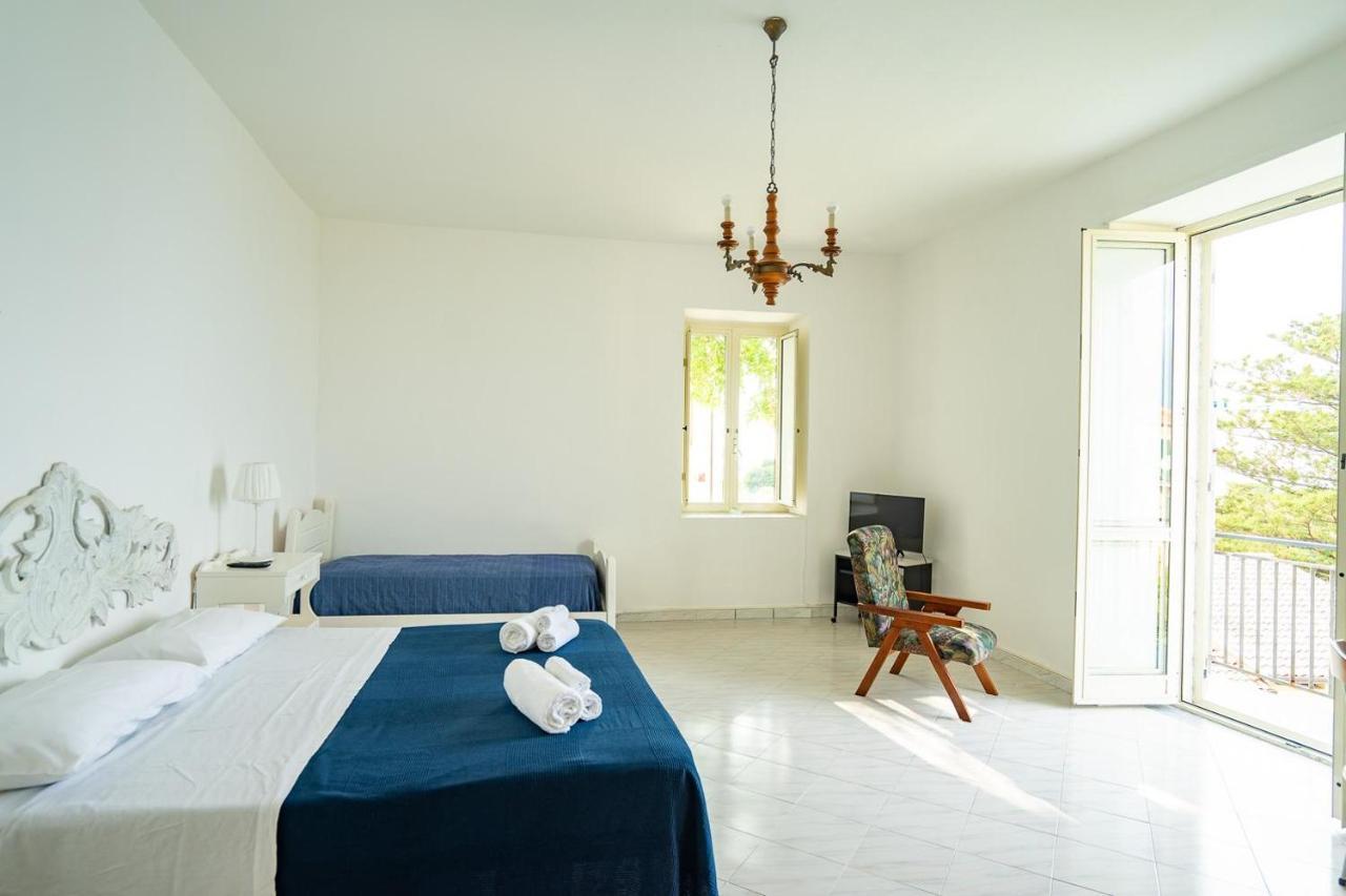 Borgo Dei Saraceni - Suites & Apartments أغروبولي المظهر الخارجي الصورة
