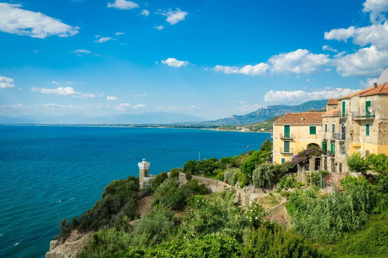 Borgo Dei Saraceni - Suites & Apartments أغروبولي المظهر الخارجي الصورة