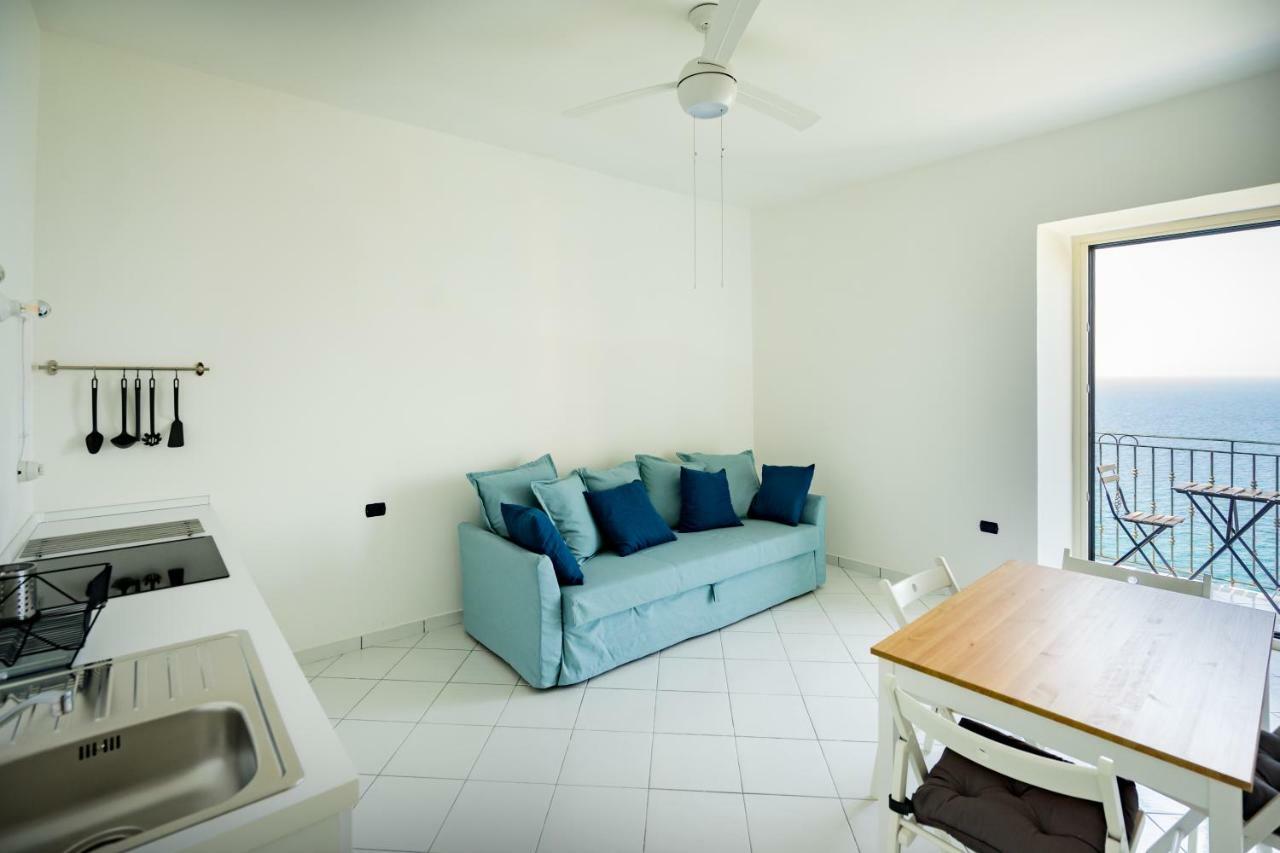 Borgo Dei Saraceni - Suites & Apartments أغروبولي المظهر الخارجي الصورة